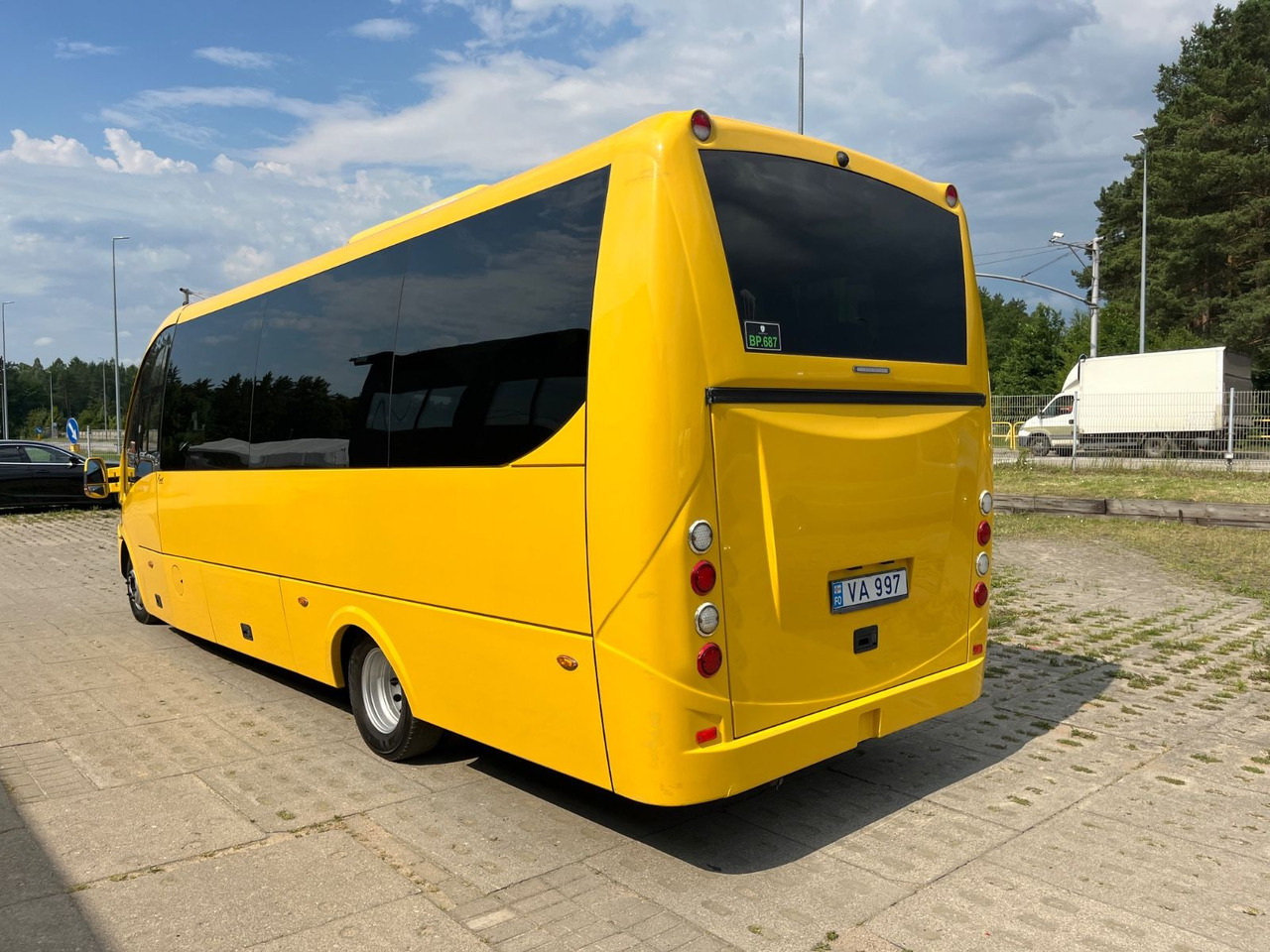 Iveco Rosero First / 24+1+1 / Telma/ EURO6 - Turistbuss: bilde 5 Iveco Rosero First / 24+1+1 / Telma/ EURO6 - Turistbuss: bilde 5