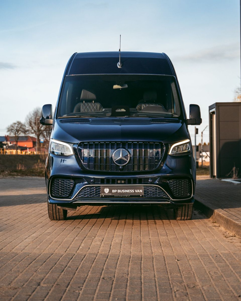 Mercedes-Benz Sprinter 319 VIP Van/ Sleeping Area/ Ski Holders - Persontransport: bilde 5 Mercedes-Benz Sprinter 319 VIP Van/ Sleeping Area/ Ski Holders - Persontransport: bilde 5