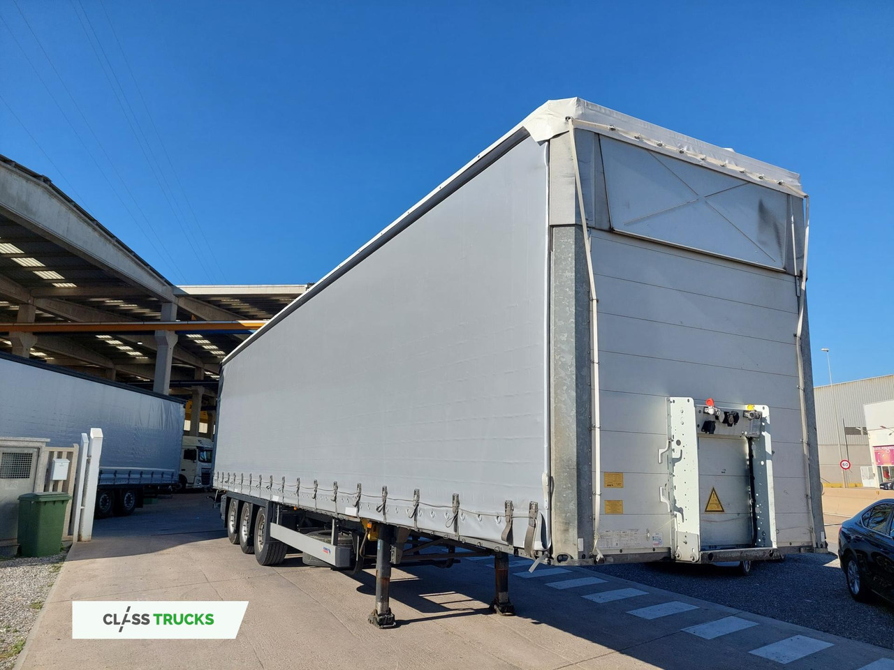 Schmitz Cargobull SCS24/L Varios - Gardintrailer: bilde 2 Schmitz Cargobull SCS24/L Varios - Gardintrailer: bilde 2
