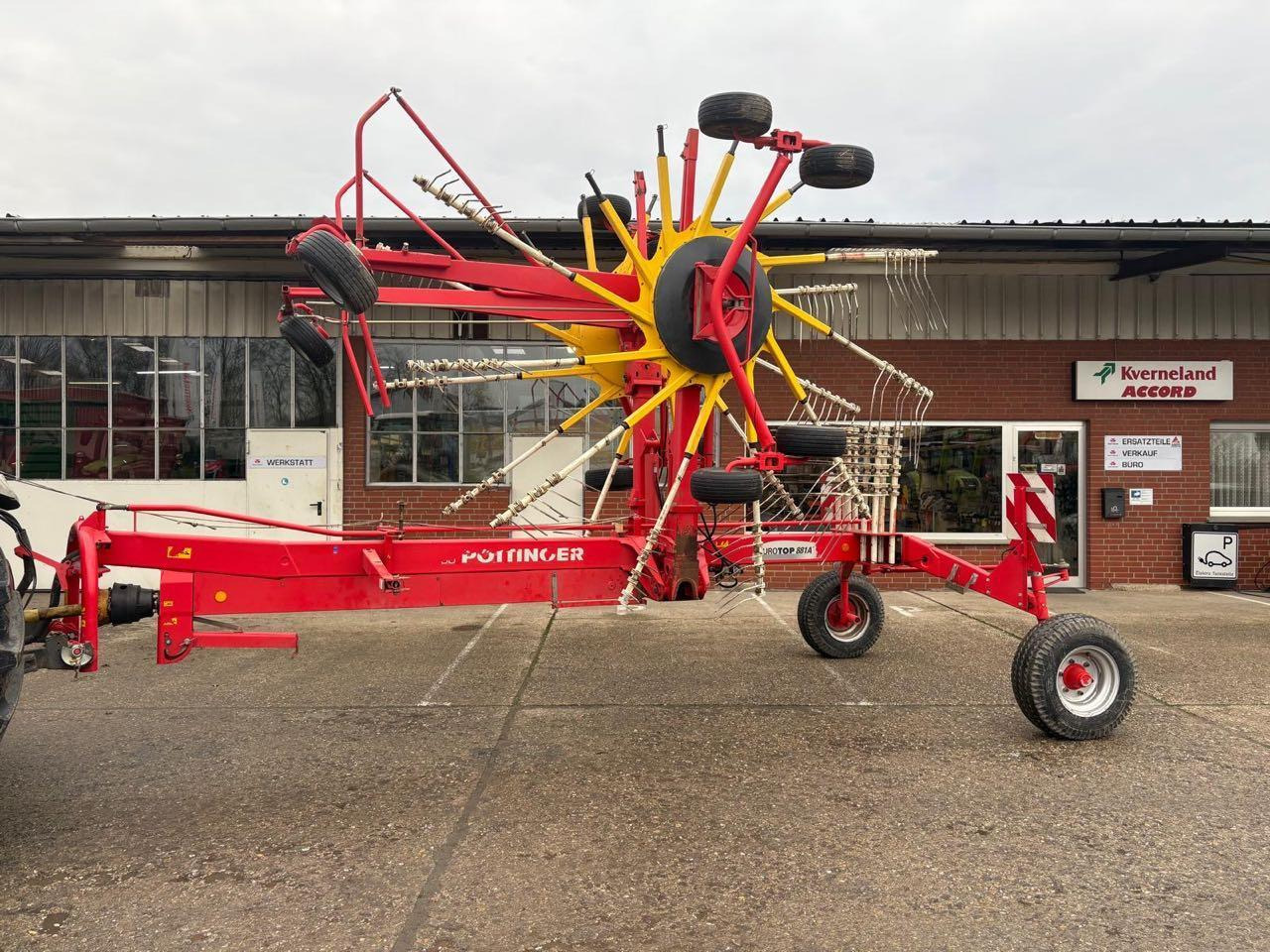 Pöttinger EUROTOP 881A - Høyvender: bilde 1 Pöttinger EUROTOP 881A - Høyvender: bilde 1