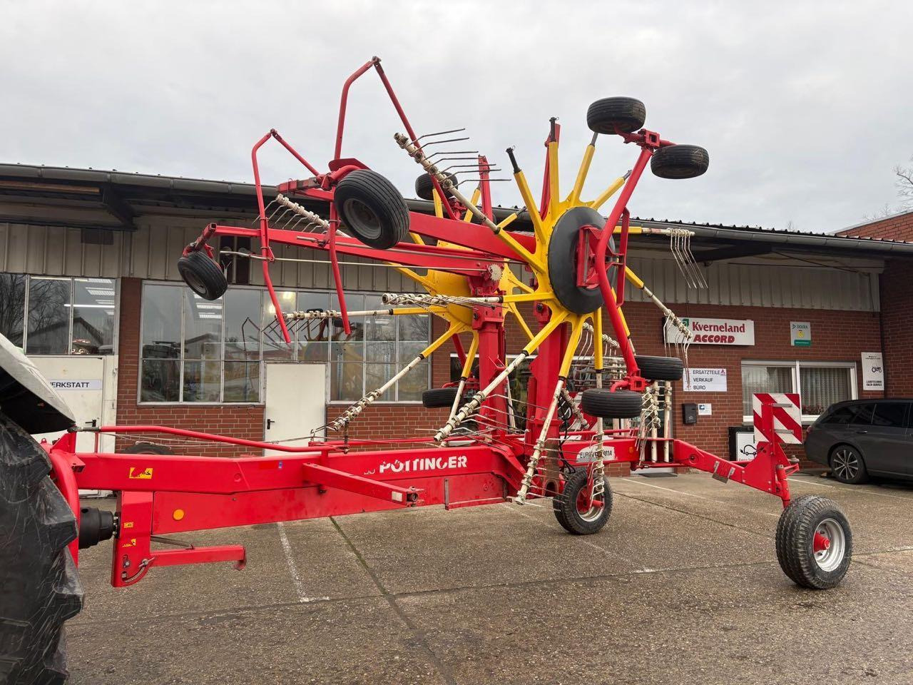 Pöttinger EUROTOP 881A - Høyvender: bilde 3 Pöttinger EUROTOP 881A - Høyvender: bilde 3