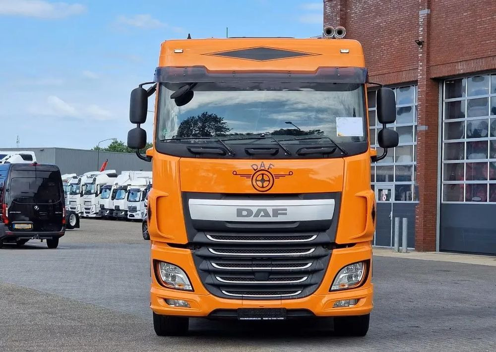 DAF XF 460 4x2 SpaceCab – Menke Livestock | 1 pokład | Euro 6 | 2016 - Dyretransport lastebil: bilde 3 DAF XF 460 4x2 SpaceCab – Menke Livestock | 1 pokład | Euro 6 | 2016 - Dyretransport lastebil: bilde 3