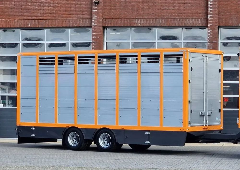 DAF XF 460 4x2 SpaceCab – Menke Livestock | 1 pokład | Euro 6 | 2016 - Dyretransport lastebil: bilde 5 DAF XF 460 4x2 SpaceCab – Menke Livestock | 1 pokład | Euro 6 | 2016 - Dyretransport lastebil: bilde 5