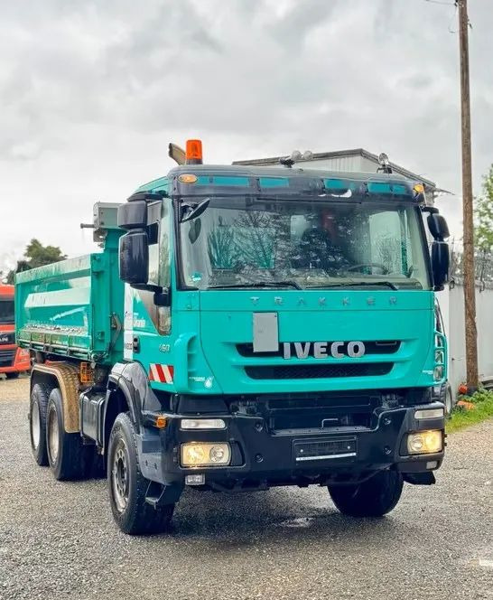 Iveco TRAKKER 450 6x4 WYWROTKA MELLER | EURO 5 | MANUAL | KLIMA | RETARDER | PRZEBIEG 364 000km ! - Tippbil: bilde 1 Iveco TRAKKER 450 6x4 WYWROTKA MELLER | EURO 5 | MANUAL | KLIMA | RETARDER | PRZEBIEG 364 000km ! - Tippbil: bilde 1