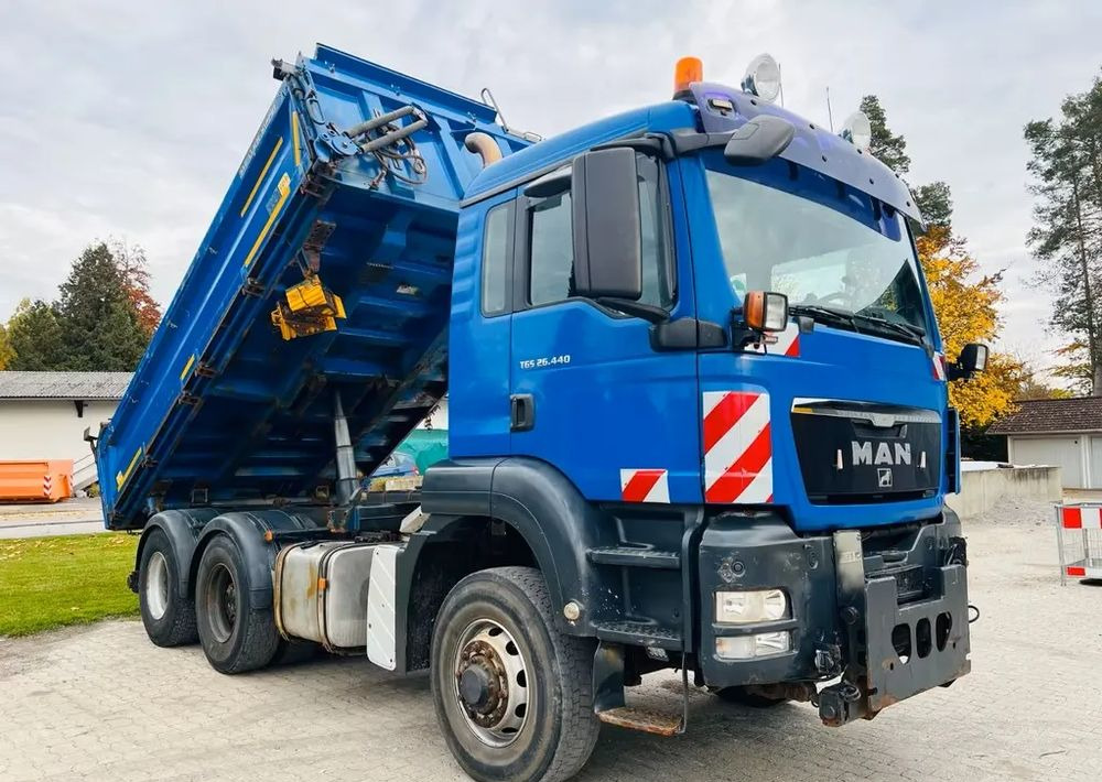 MAN TGS 26.440 6x6 Hydrodrive – Meiller 3-stronny wywrotka / Manual / Retarder / Tempomat / Euro 5 - Tippbil: bilde 4 MAN TGS 26.440 6x6 Hydrodrive – Meiller 3-stronny wywrotka / Manual / Retarder / Tempomat / Euro 5 - Tippbil: bilde 4