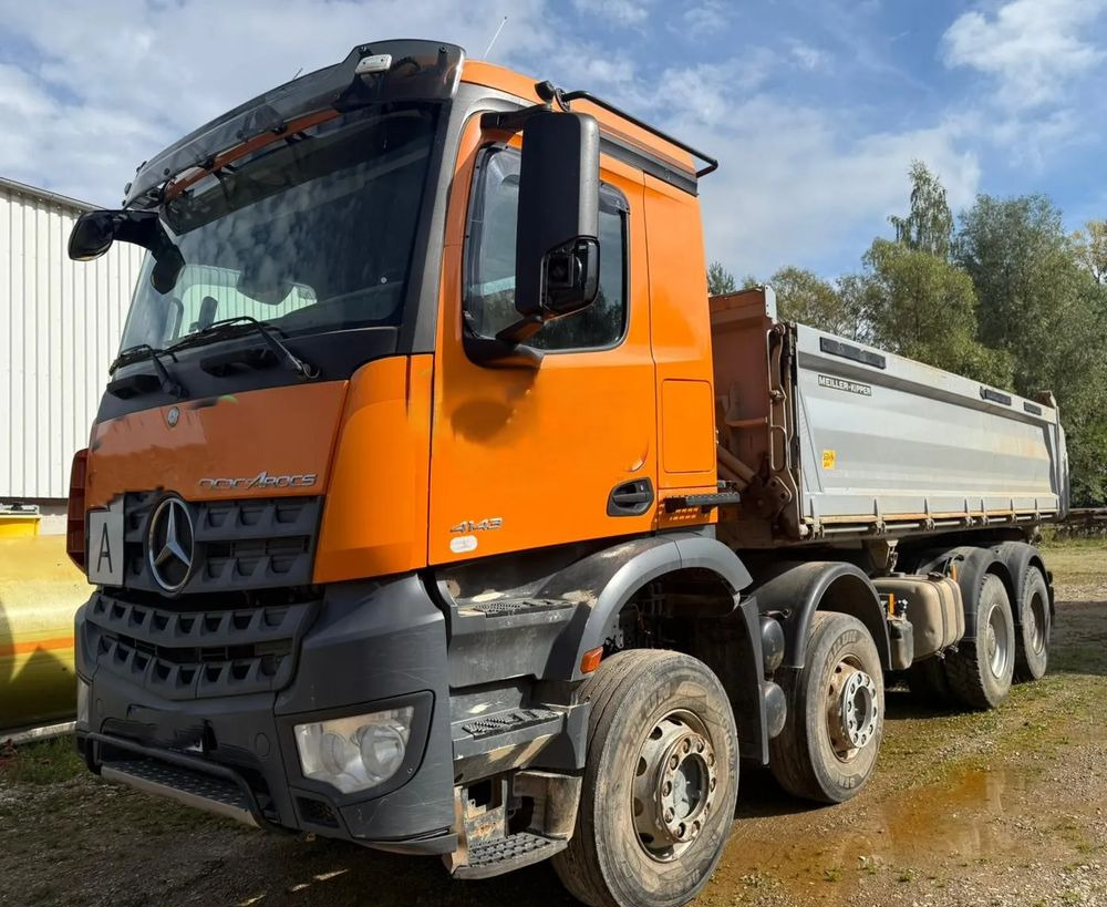 Mercedes-Benz AROCS 4143 8x4 | BORTMATIC - wywrotka trójstronna | Retarder |Zawieszenie na resorach | - Tippbil: bilde 1 Mercedes-Benz AROCS 4143 8x4 | BORTMATIC - wywrotka trójstronna | Retarder |Zawieszenie na resorach | - Tippbil: bilde 1