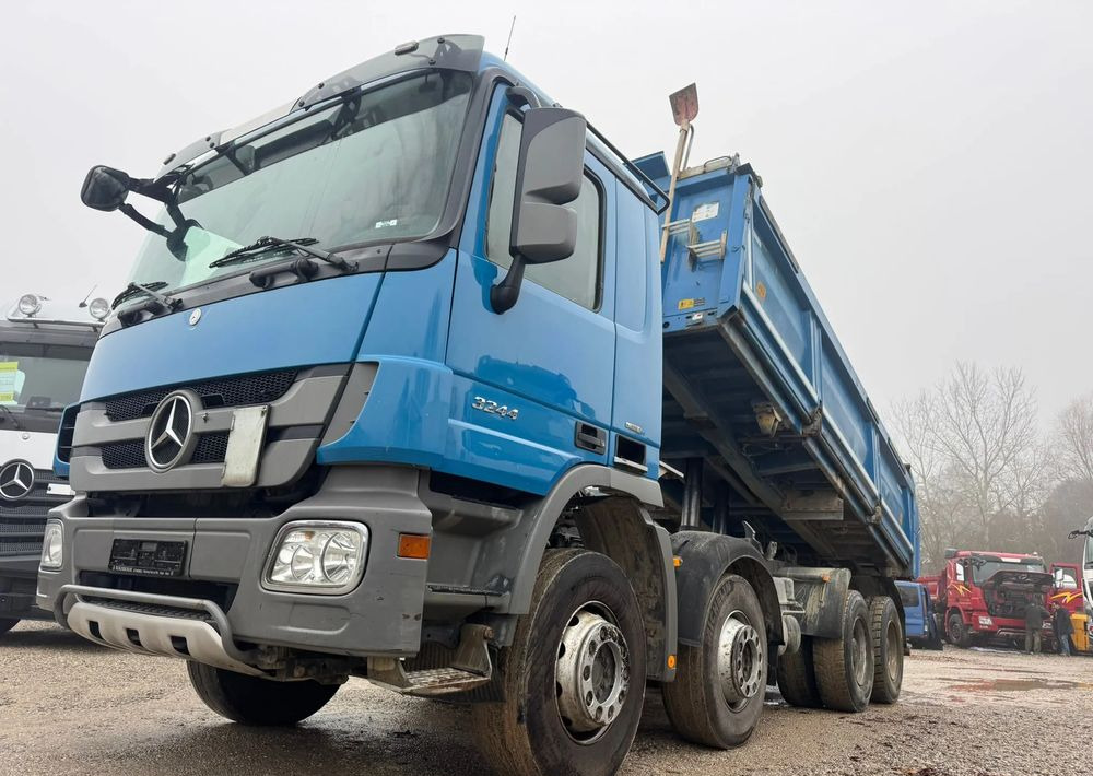 Mercedes-Benz Actros 3244 Wywrotka MEILLER 8x4 | Euro 5 | Bortmatic | - Tippbil: bilde 2 Mercedes-Benz Actros 3244 Wywrotka MEILLER 8x4 | Euro 5 | Bortmatic | - Tippbil: bilde 2