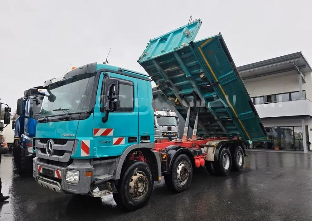 Mercedes-Benz Actros 3544 / 4144 •EPS •Wywrotka trójstronna • 8x4 • Meiller BORDMATIK • Euro5 • - Tippbil: bilde 1 Mercedes-Benz Actros 3544 / 4144 •EPS •Wywrotka trójstronna • 8x4 • Meiller BORDMATIK • Euro5 • - Tippbil: bilde 1
