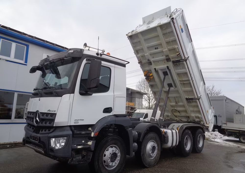 Mercedes-Benz Arocs 3246 8x4 | Wywrotka Meiller | Resory | Bordmatik | Euro 6 | 148 900 km - Tippbil: bilde 2 Mercedes-Benz Arocs 3246 8x4 | Wywrotka Meiller | Resory | Bordmatik | Euro 6 | 148 900 km - Tippbil: bilde 2