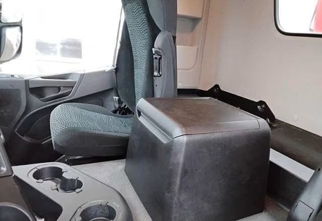 Mercedes-Benz Arocs 4145 AK 8x6 Wywrotka SCHMITZ | 45 tys. km | Euro6 - Tippbil: bilde 4 Mercedes-Benz Arocs 4145 AK 8x6 Wywrotka SCHMITZ | 45 tys. km | Euro6 - Tippbil: bilde 4