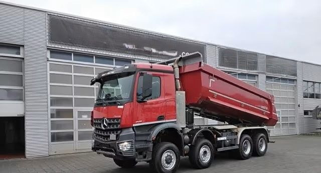 Mercedes-Benz Arocs 4145 AK 8x6 Wywrotka SCHMITZ | 45 tys. km | Euro6 - Tippbil: bilde 1 Mercedes-Benz Arocs 4145 AK 8x6 Wywrotka SCHMITZ | 45 tys. km | Euro6 - Tippbil: bilde 1