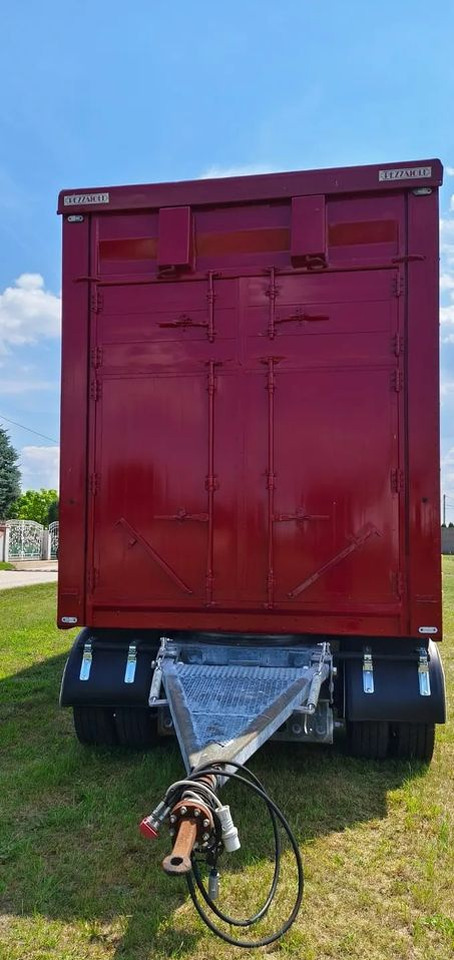 Pezzaioli RBA 32/TRZYOSIOWA PRZYCZEPA-2XBYDŁO,3X TRZODA/HYDRAULICZNIE PODNOSZONY DACH I PODŁOGI / OŚ ŚRODKOWA PODNOSZONA - Dyretransport tilhenger: bilde 5 Pezzaioli RBA 32/TRZYOSIOWA PRZYCZEPA-2XBYDŁO,3X TRZODA/HYDRAULICZNIE PODNOSZONY DACH I PODŁOGI / OŚ ŚRODKOWA PODNOSZONA - Dyretransport tilhenger: bilde 5