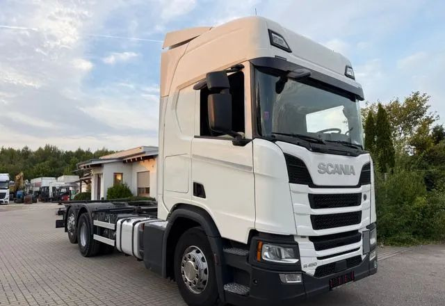 Scania R450 BDF • 6x2 • Euro 6d • Skrętna tylna oś • Retarder • Pod zabudowę • - Chassis lastebil: bilde 2 Scania R450 BDF • 6x2 • Euro 6d • Skrętna tylna oś • Retarder • Pod zabudowę • - Chassis lastebil: bilde 2