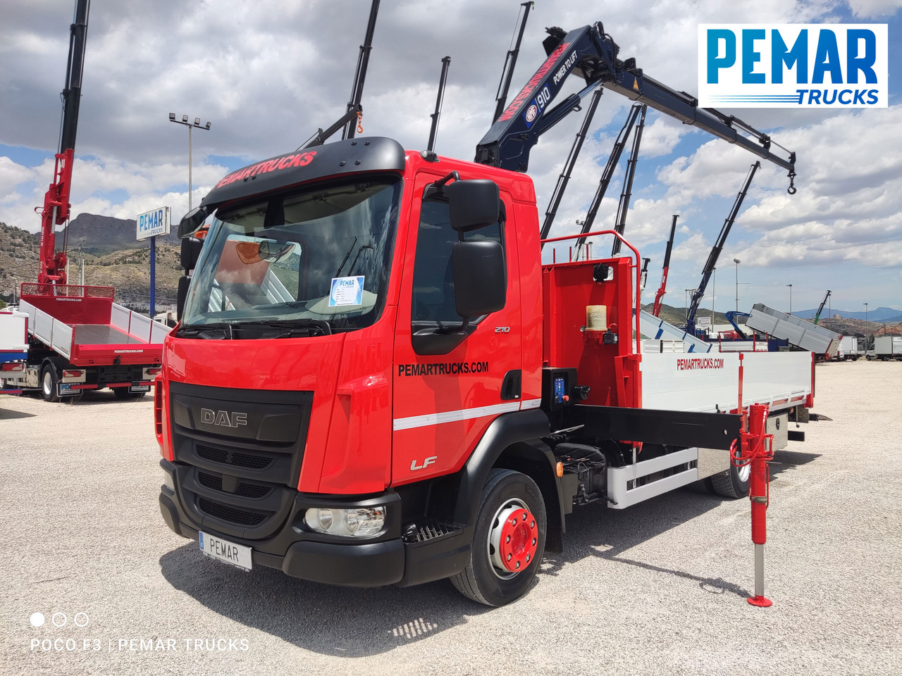 DAF LF 210 GRUA CAJA FIJA - Planbil, Kranbil: bilde 1 DAF LF 210 GRUA CAJA FIJA - Planbil, Kranbil: bilde 1