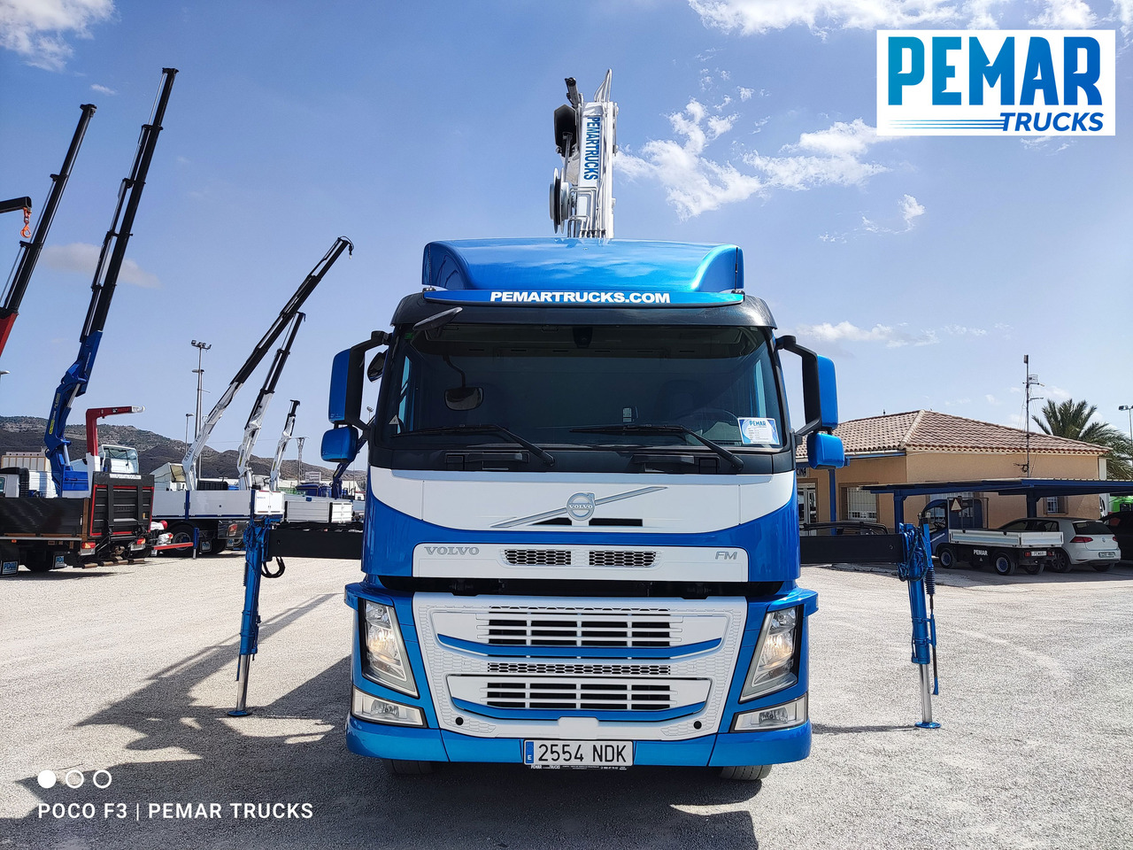 VOLVO FM 330 GRUA HIAB 144 CAJA FIJA 18T - Kranbil: bilde 2 VOLVO FM 330 GRUA HIAB 144 CAJA FIJA 18T - Kranbil: bilde 2