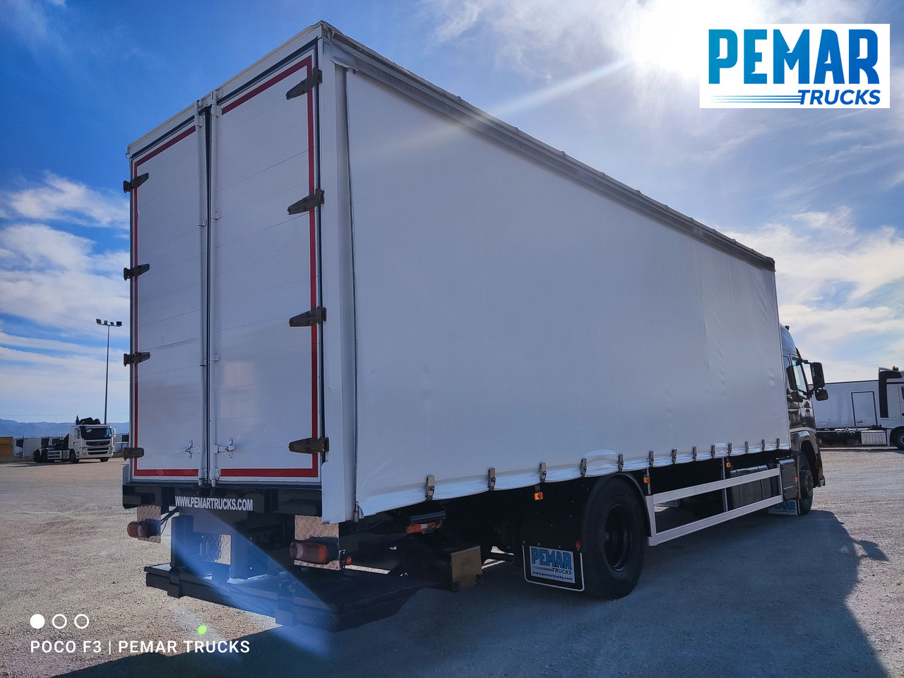 Kapellbil VOLVO FM 410 TAUTLINER: bilde 6 Kapellbil VOLVO FM 410 TAUTLINER: bilde 6