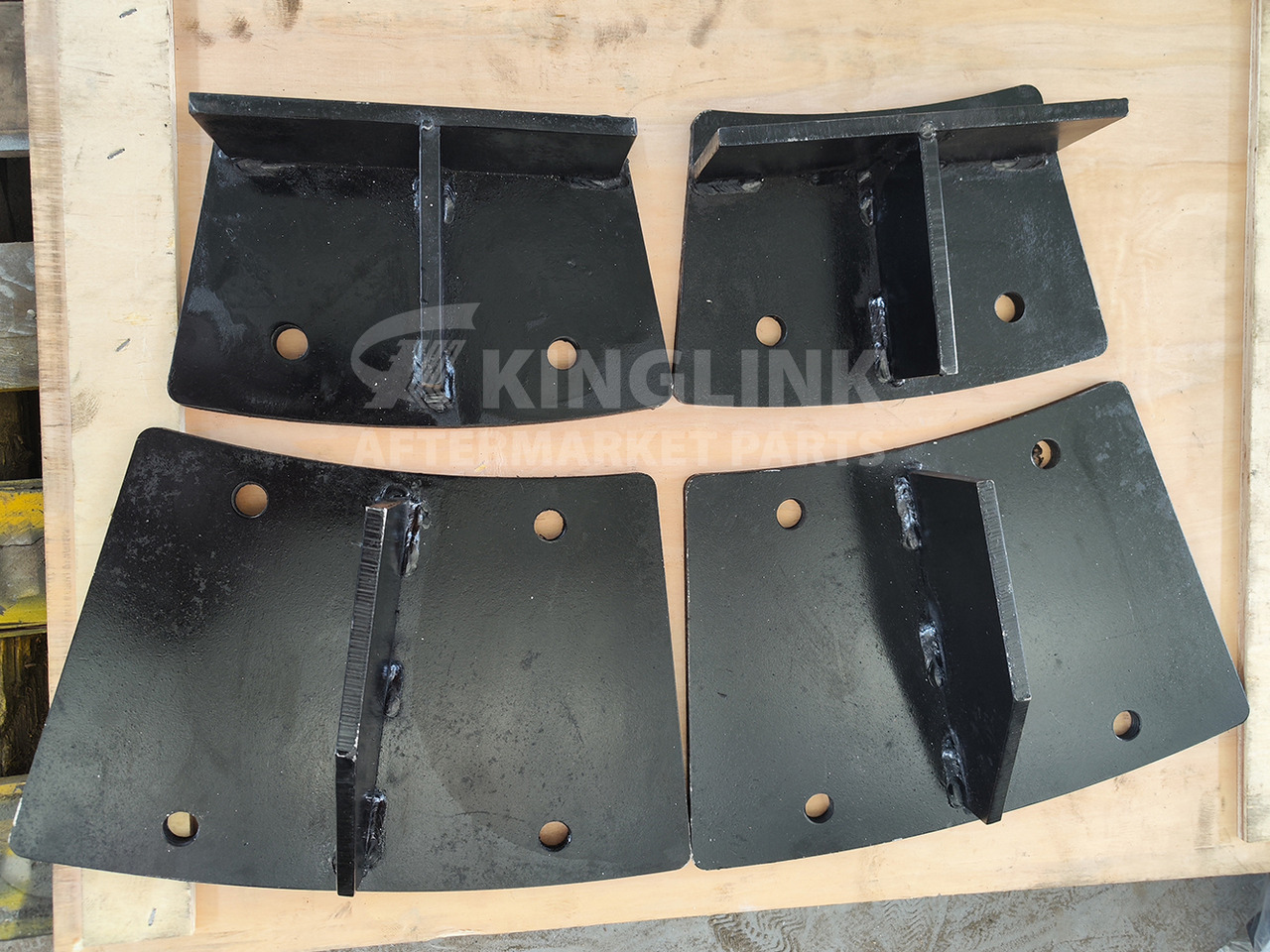 KINGLINK Wear Parts Lining 17022145 for TV85 Vertical Impact Crusher - Reservedeler for Bygg og anlegg: bilde 3 KINGLINK Wear Parts Lining 17022145 for TV85 Vertical Impact Crusher - Reservedeler for Bygg og anlegg: bilde 3