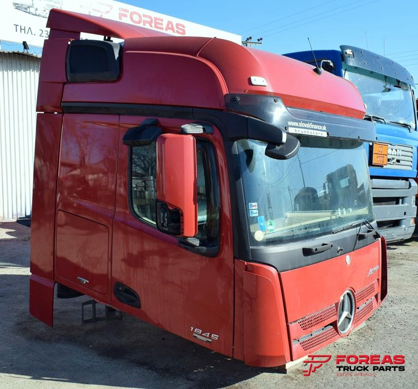 MERCEDES-BENZ ACTROS MP4 GIGA SPACE - Førerhus for Lastebil: bilde 3 MERCEDES-BENZ ACTROS MP4 GIGA SPACE - Førerhus for Lastebil: bilde 3