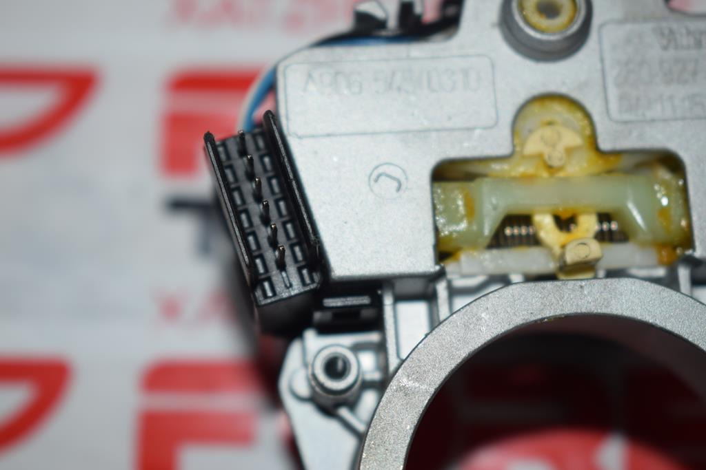 MERCEDES-BENZ SPRINTER WINDSHIELD WIPER SWITCH - Elektrisk system for Lastebil: bilde 2 MERCEDES-BENZ SPRINTER WINDSHIELD WIPER SWITCH - Elektrisk system for Lastebil: bilde 2