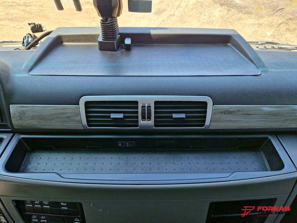 Trekkvogn MAN TGX 26.500 6X2 EURO 6C – FOR SPARE PARTS: bilde 26