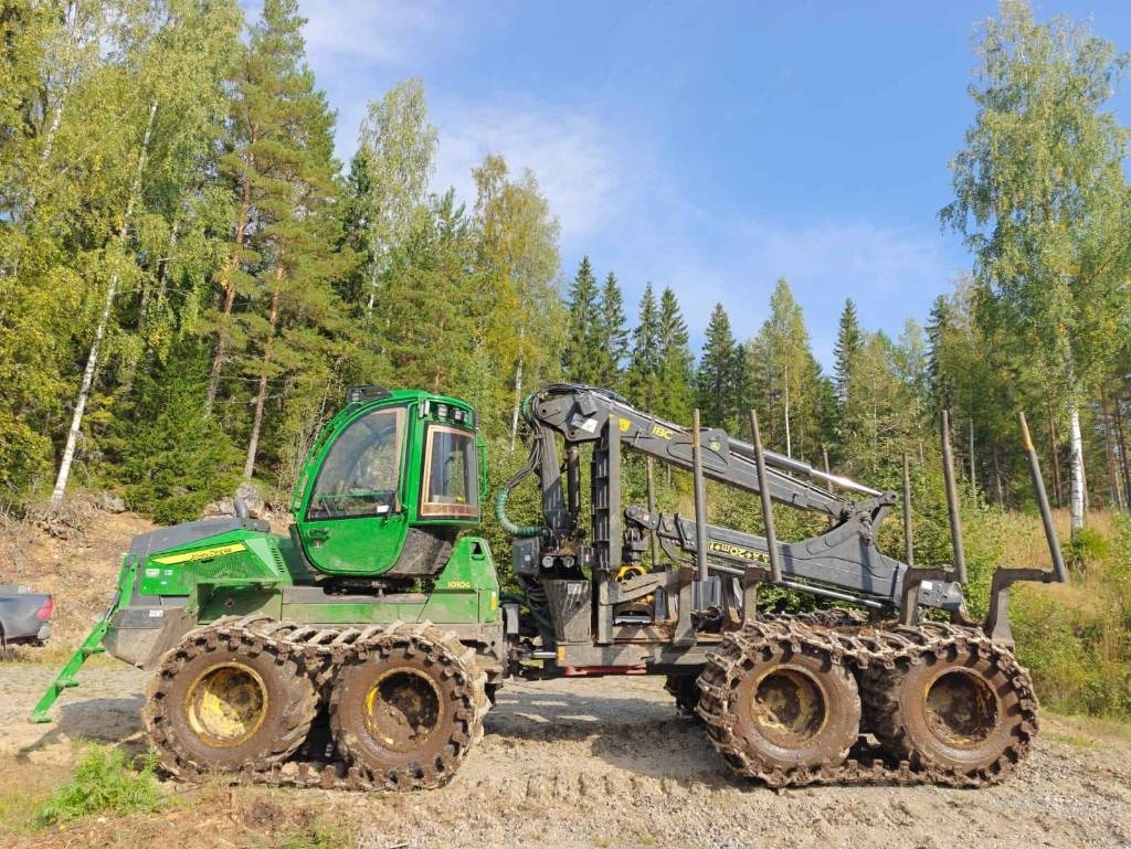 John Deere 1010 G - Lassbærer: bilde 2 John Deere 1010 G - Lassbærer: bilde 2