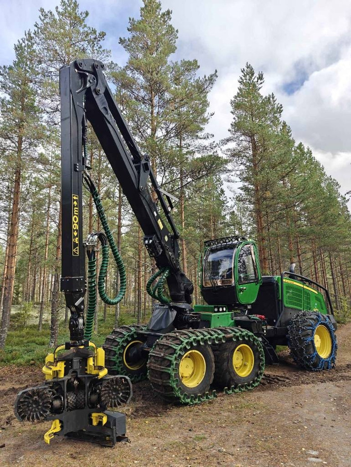 John Deere 1270 G - Hogstmaskin: bilde 1 John Deere 1270 G - Hogstmaskin: bilde 1