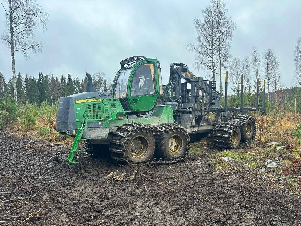 John Deere 1510 G - Lassbærer: bilde 1 John Deere 1510 G - Lassbærer: bilde 1