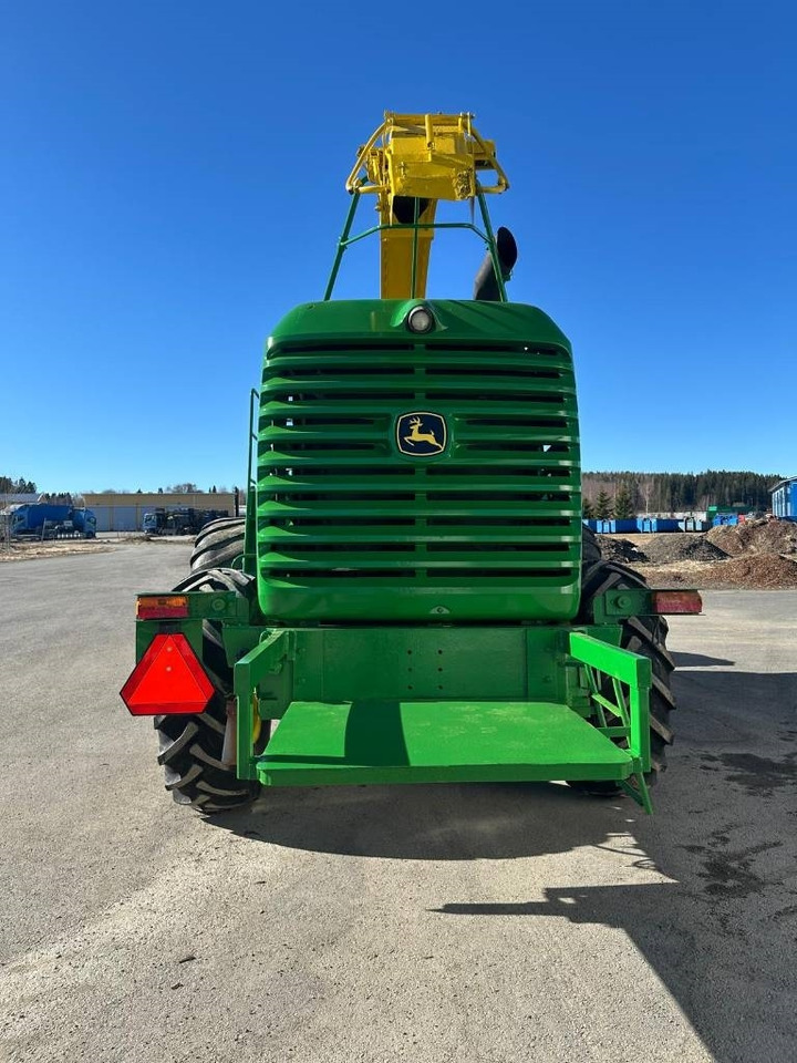 John Deere 7200 - Forhøster: bilde 4 John Deere 7200 - Forhøster: bilde 4