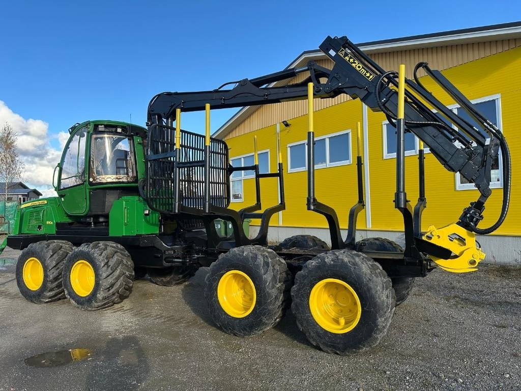John Deere 810 E - Lassbærer: bilde 2 John Deere 810 E - Lassbærer: bilde 2