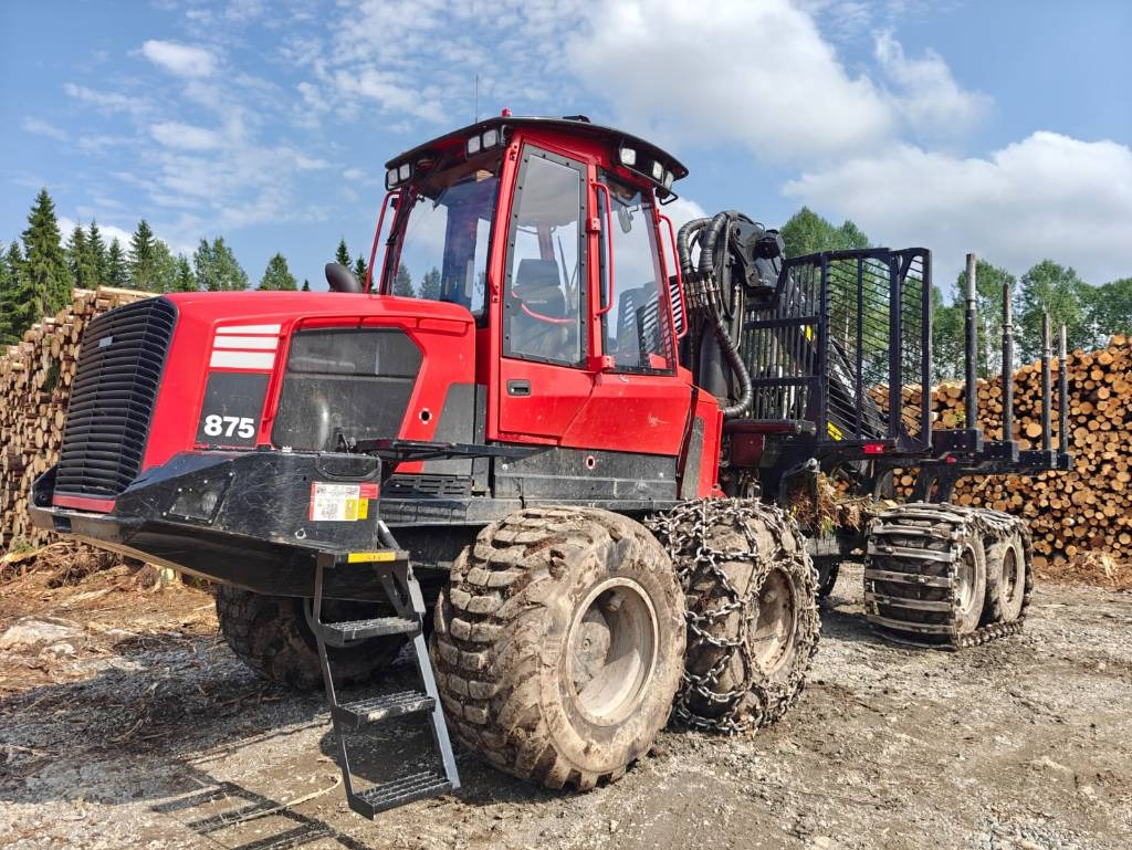 Komatsu 875 - Lassbærer: bilde 1 Komatsu 875 - Lassbærer: bilde 1