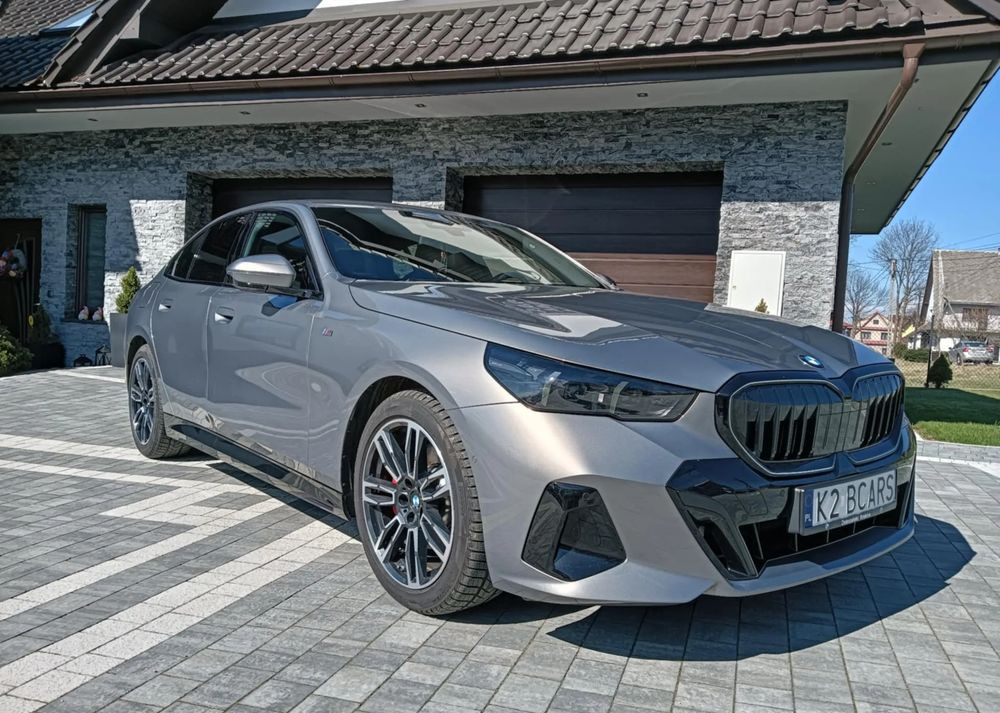 BMW Seria 5 - Sedan: bilde 2 BMW Seria 5 - Sedan: bilde 2