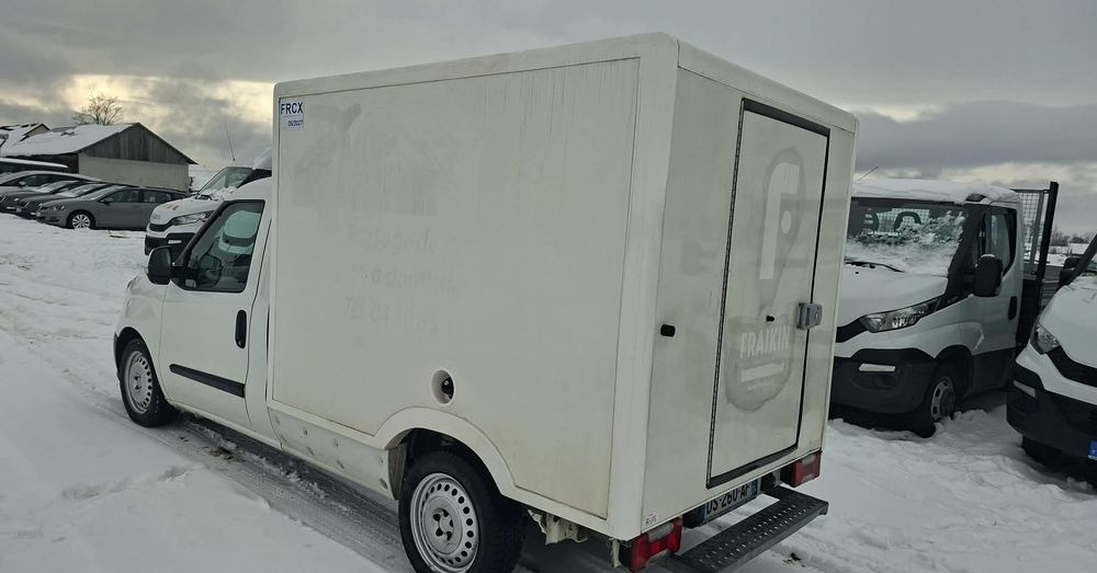 Fiat DOBLO - Kjølebil: bilde 5 Fiat DOBLO - Kjølebil: bilde 5