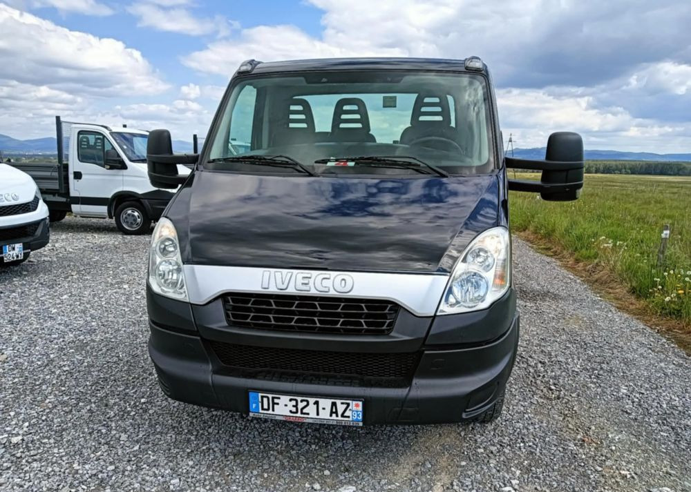 Iveco 35C13, 35C12, 35C14, 35C15 - Chassis lastebil: bilde 2 Iveco 35C13, 35C12, 35C14, 35C15 - Chassis lastebil: bilde 2