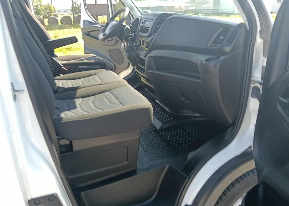 Iveco DAILY 35C14, 35C13, 35C12 - Varebil med tipp: bilde 5 Iveco DAILY 35C14, 35C13, 35C12 - Varebil med tipp: bilde 5