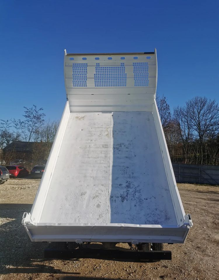 Iveco Daily 3.0-150KM Wywrotka blizniak 35-150 Niski przebieg kiper do 3,5t - Varebil med tipp: bilde 4 Iveco Daily 3.0-150KM Wywrotka blizniak 35-150 Niski przebieg kiper do 3,5t - Varebil med tipp: bilde 4