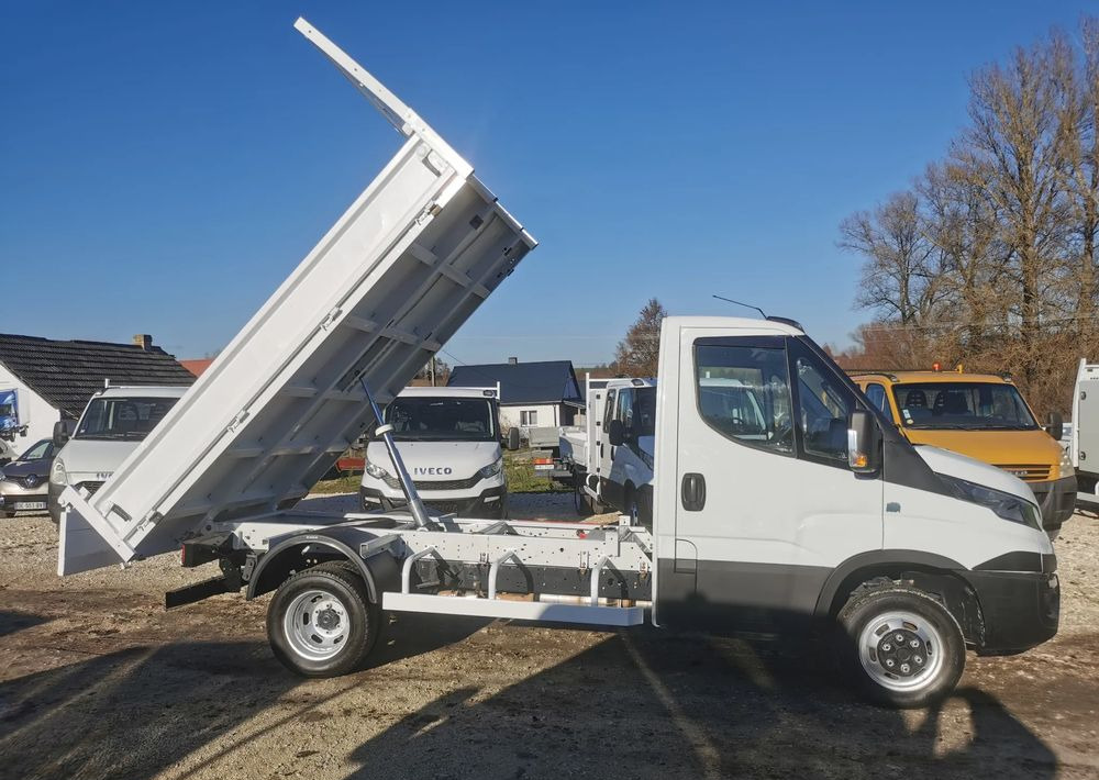 Iveco Daily 3.0-150KM Wywrotka blizniak 35-150 Niski przebieg kiper do 3,5t - Varebil med tipp: bilde 2 Iveco Daily 3.0-150KM Wywrotka blizniak 35-150 Niski przebieg kiper do 3,5t - Varebil med tipp: bilde 2