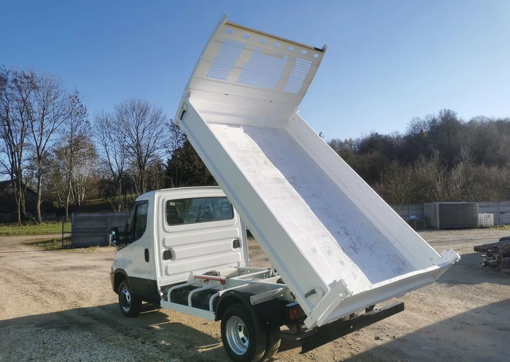 Iveco Daily 3.0-150KM Wywrotka blizniak 35-150 Niski przebieg kiper do 3,5t - Varebil med tipp: bilde 5 Iveco Daily 3.0-150KM Wywrotka blizniak 35-150 Niski przebieg kiper do 3,5t - Varebil med tipp: bilde 5