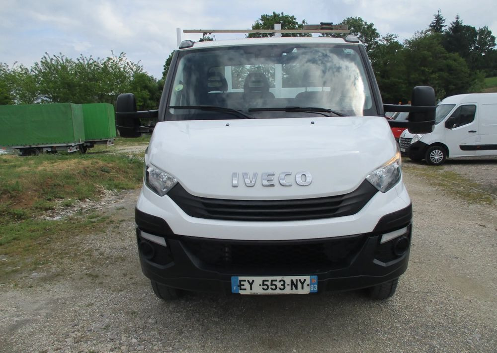 Planbil Iveco Daily 3.0 na bliźniaku 70C18 skrzynia, laweta, rama, HDS, 70-180 kiper: bilde 9