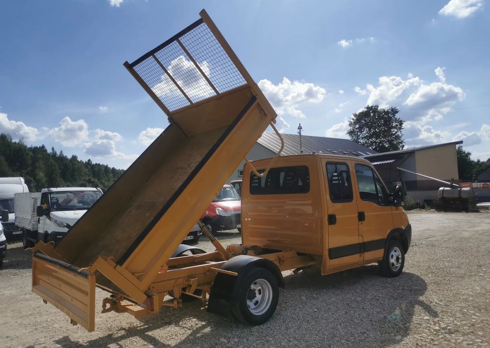 Iveco Daily 35C12 Brygadówka wywrotka Dubel hak kiper doka 35C13 - Varebil med tipp: bilde 5 Iveco Daily 35C12 Brygadówka wywrotka Dubel hak kiper doka 35C13 - Varebil med tipp: bilde 5