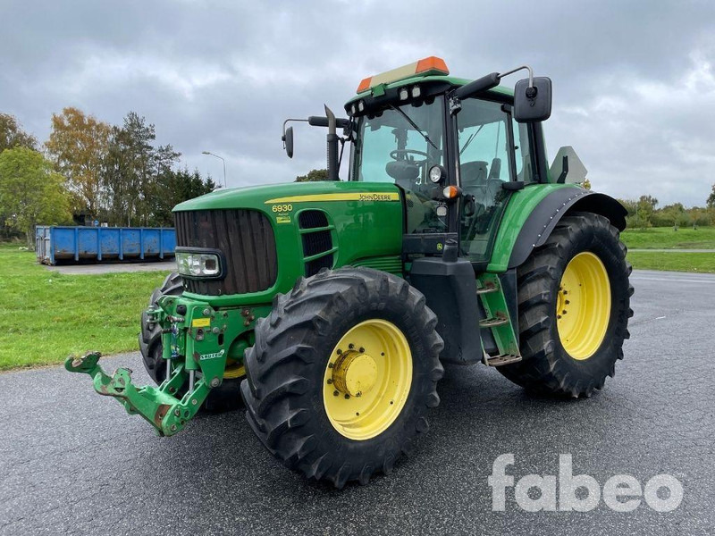 John Deere 6930 - Traktor: bilde 1 John Deere 6930 - Traktor: bilde 1