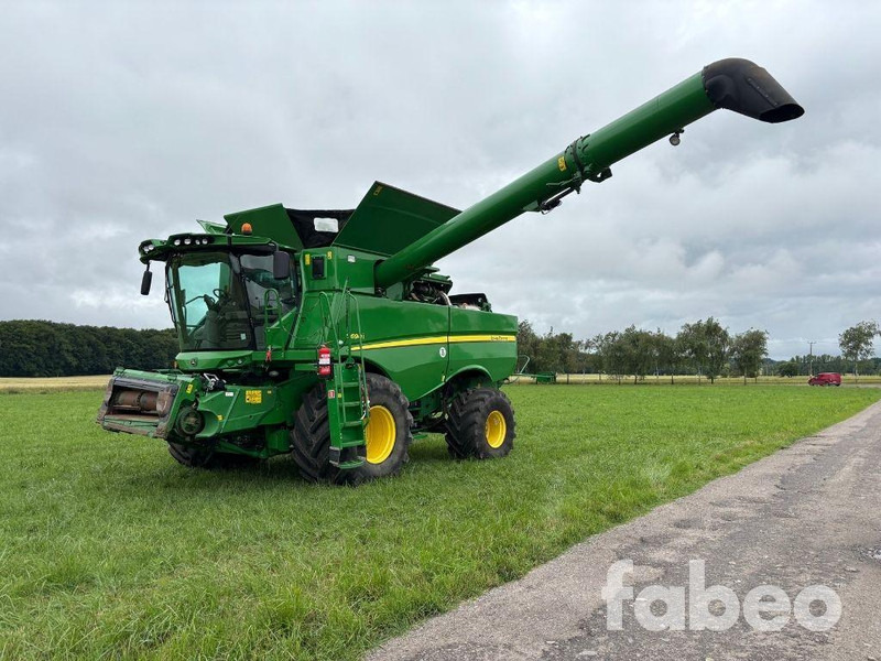 John Deere S690i - Skurtresker: bilde 2 John Deere S690i - Skurtresker: bilde 2