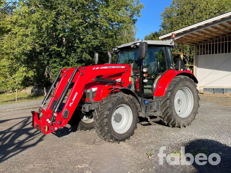 Massey Ferguson 5713 S - Traktor: bilde 1 Massey Ferguson 5713 S - Traktor: bilde 1