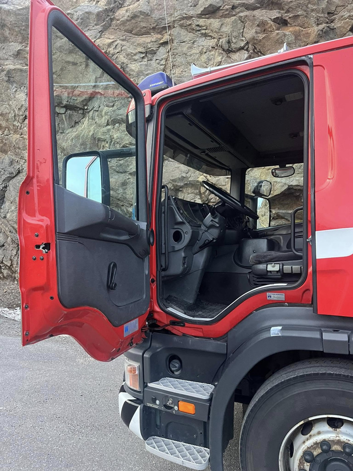 Scania P94GB 4x2 NA 310 - fire engine - SOLD/SÅLD !!! - Brannbil: bilde 4 Scania P94GB 4x2 NA 310 - fire engine - SOLD/SÅLD !!! - Brannbil: bilde 4