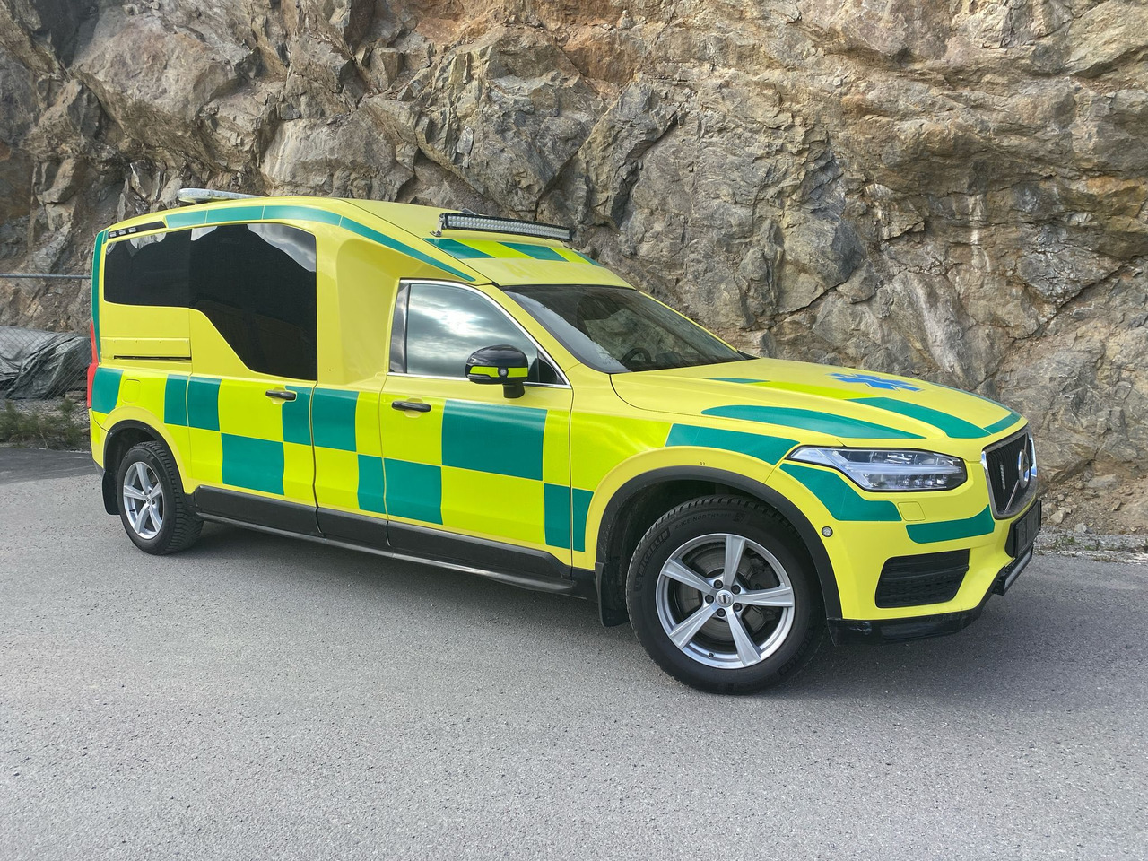 Volvo Nilsson XC90 D5 AWD - Ambulance - RESERVERAD !! - Ambulanse: bilde 1 Volvo Nilsson XC90 D5 AWD - Ambulance - RESERVERAD !! - Ambulanse: bilde 1