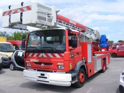 Renault Midliner M180 Drehleiter Feuerwehr EPSA23.5 1999 - Billift: bilde 3 Renault Midliner M180 Drehleiter Feuerwehr EPSA23.5 1999 - Billift: bilde 3