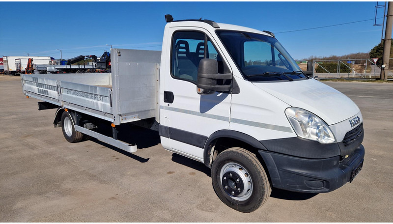 Iveco 70C17 4X2 crane place - Planbil, Kranbil: bilde 2 Iveco 70C17 4X2 crane place - Planbil, Kranbil: bilde 2