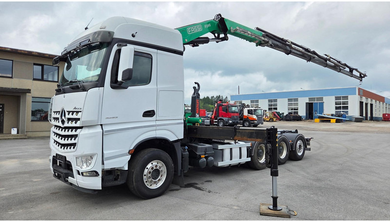 Mercedes-Benz Arocs 3253 8X4*4 Fassi F295 - Krokbil, Kranbil: bilde 1 Mercedes-Benz Arocs 3253 8X4*4 Fassi F295 - Krokbil, Kranbil: bilde 1