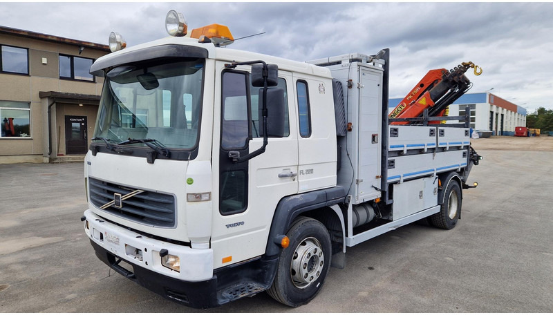 Volvo FL220 4X2 Palfinger PK7501 - Planbil, Kranbil: bilde 4 Volvo FL220 4X2 Palfinger PK7501 - Planbil, Kranbil: bilde 4