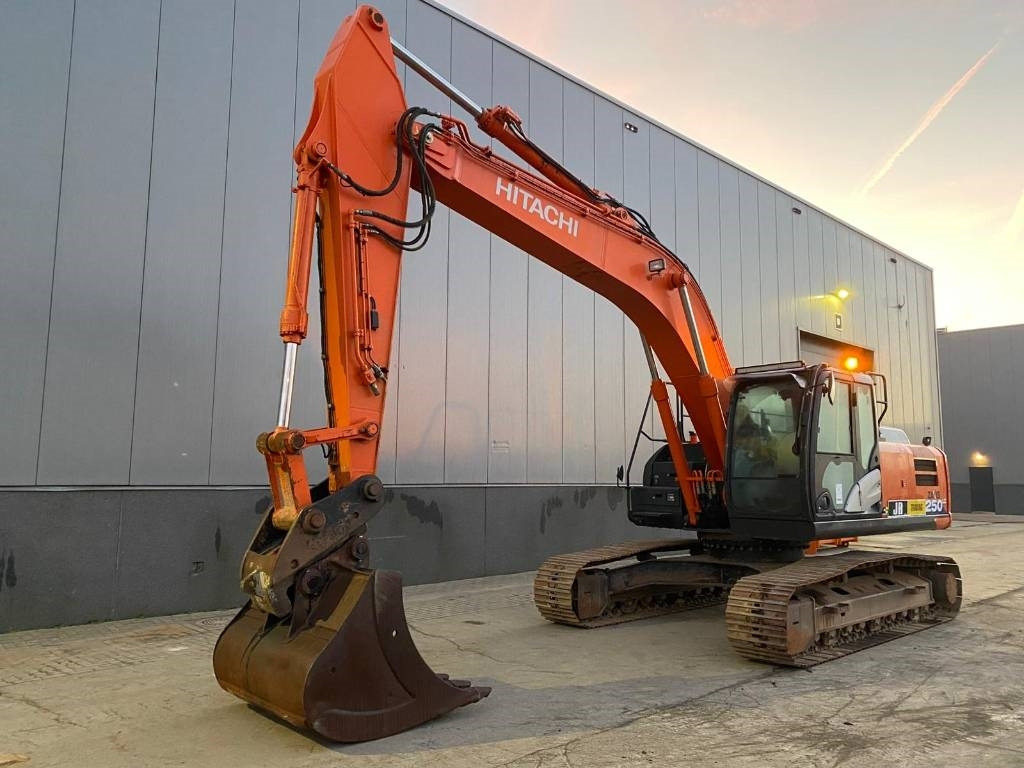 Hitachi ZX 250 LC-6 (GPS Prepared) - Beltegraver: bilde 2 Hitachi ZX 250 LC-6 (GPS Prepared) - Beltegraver: bilde 2