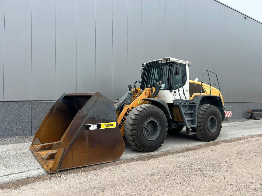 Liebherr L 550 (Comes with High-tip - Mit Hochkipper) - Hjullaster: bilde 2 Liebherr L 550 (Comes with High-tip - Mit Hochkipper) - Hjullaster: bilde 2